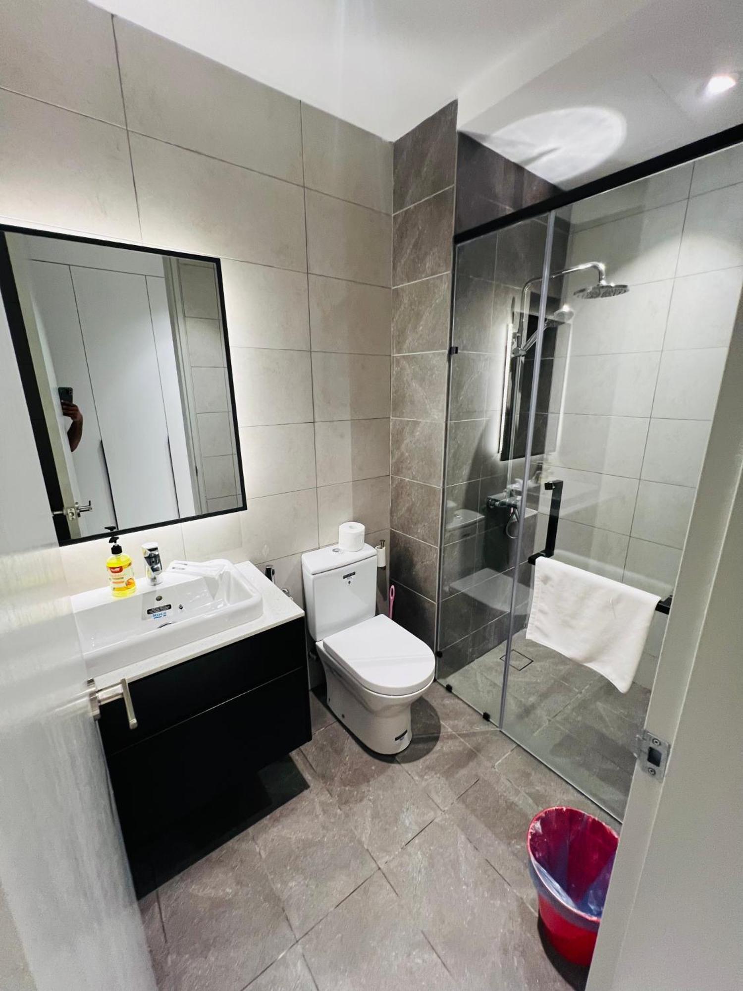 Axon Suites Pavilion By Victory House Kuala Lumpur Luaran gambar